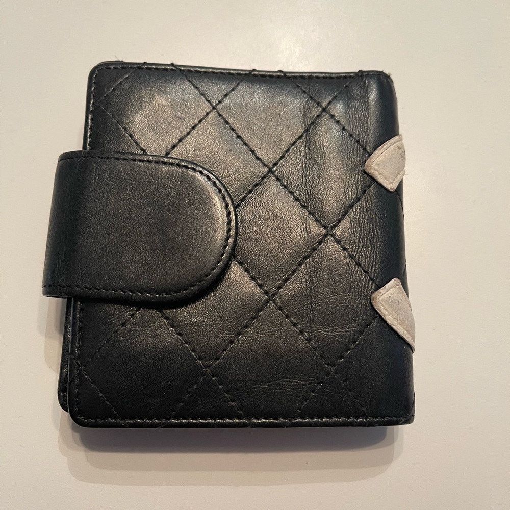 CC mark Chanel wallet it has been cleaned - Picture 16 of 16